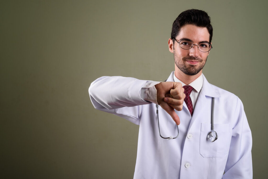 Médico pode ser MEI? Entenda por que essa opção não é permitida